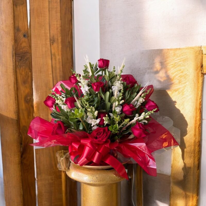 Arranjo Floral de Rosas Vermelhas